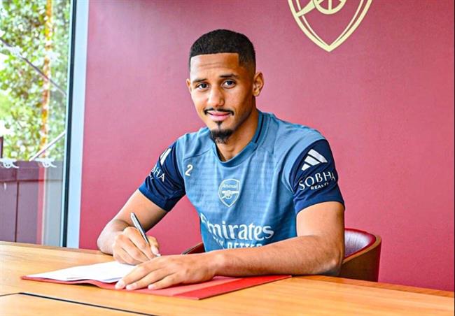 Arsenal giu chan thanh cong William Saliba